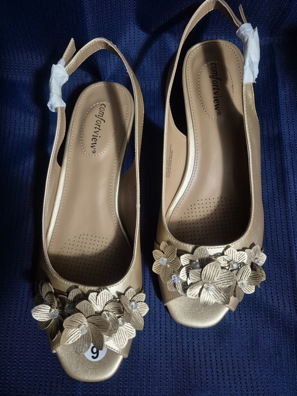 Comfortview Women's Gold Floral Slingback Heels
